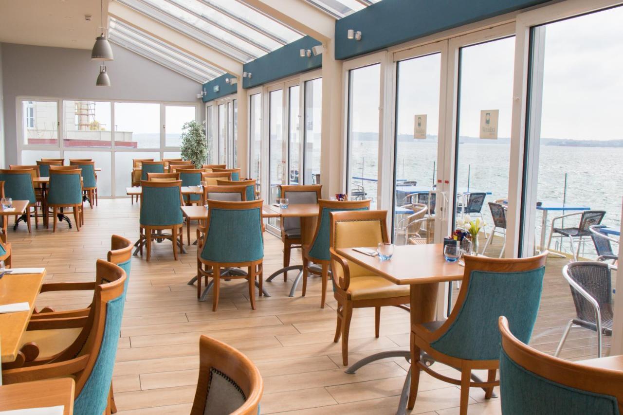Watersedge Hotel Cobh Ngoại thất bức ảnh